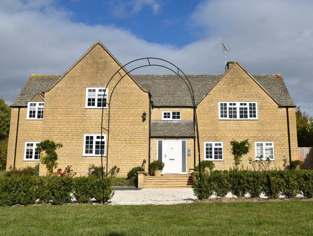 Appartamento Staddlestones Broadway Broadway  Esterno foto